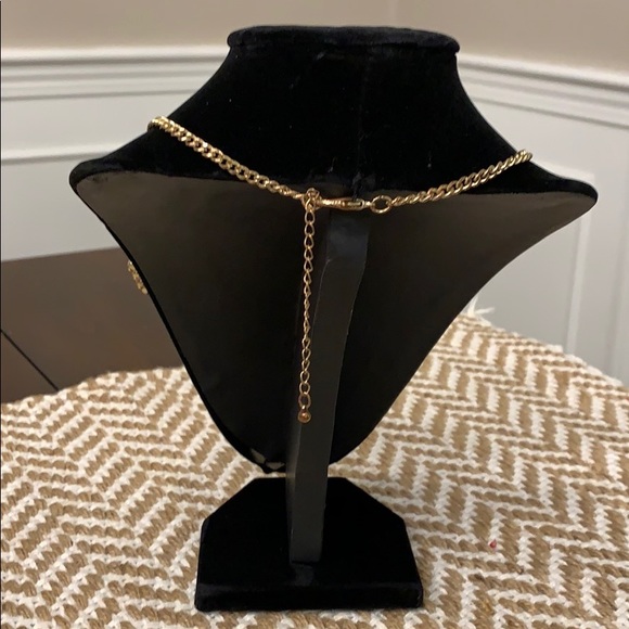 Gold and tortoise shell statement necklace - Picture 2 of 2